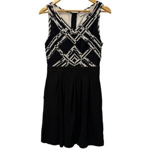 9-h15 STCL black short sleeve dress with black and white print on top